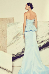 VESTIDO LONGO TOMARA QUE CAIA EM ZIBELINE COM CORPETE PEPLUM BORDADO COM RECORTES DE FOLHAS E PEDRAR